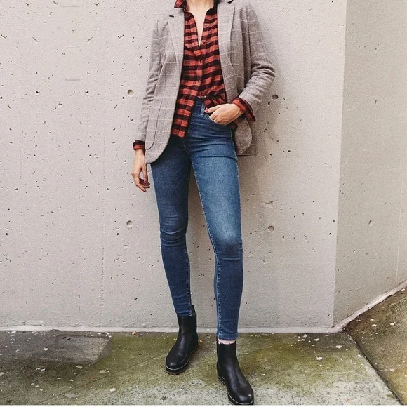 Madewell 10" High-Rise Skinny Jeans TENCEL™ Denim Edition Size 29 - Picture 2 of 15